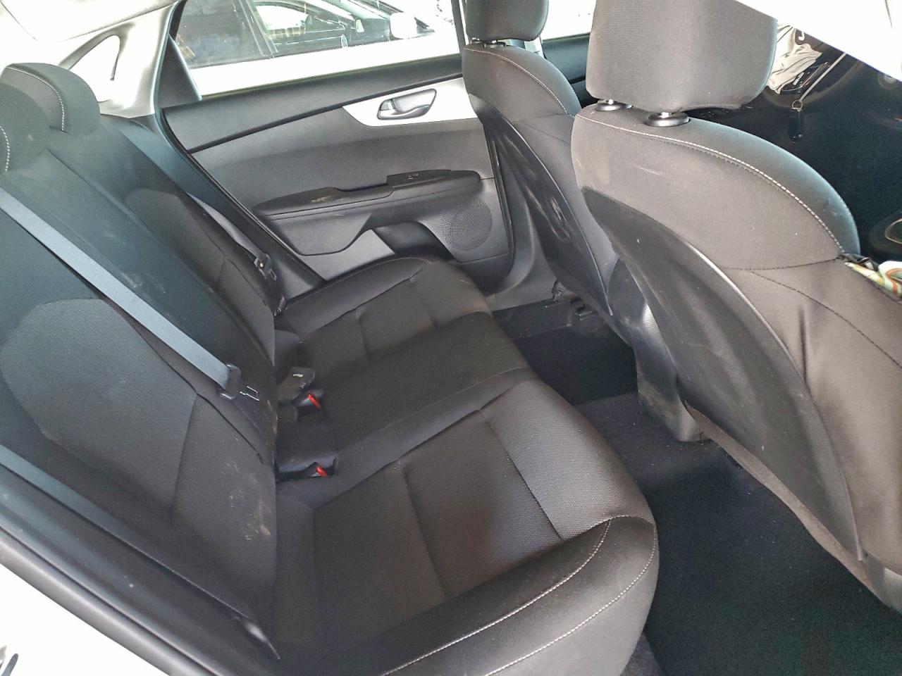2024 KIA FORTE LX photo 10