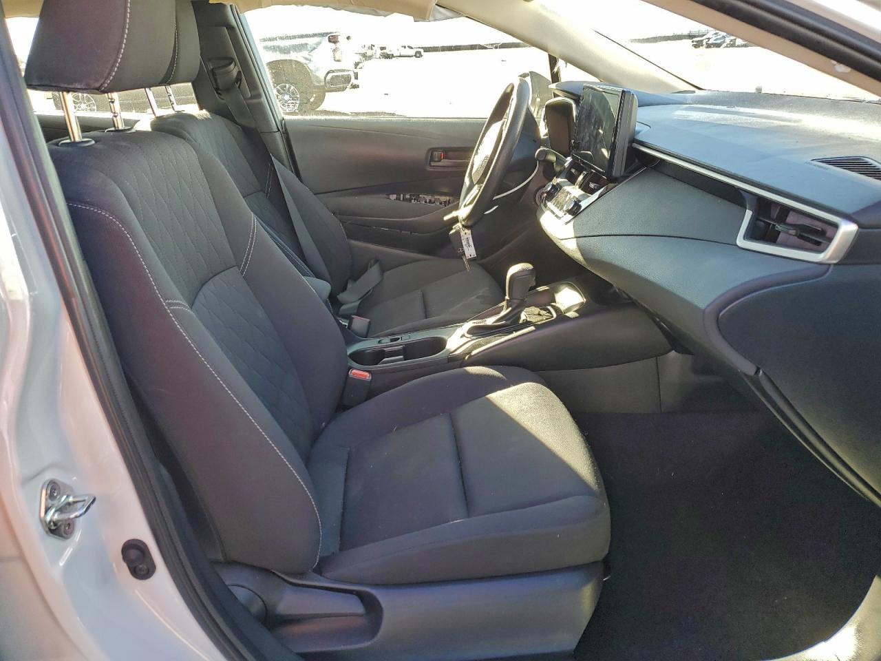 2023 TOYOTA COROLLA LE photo 7