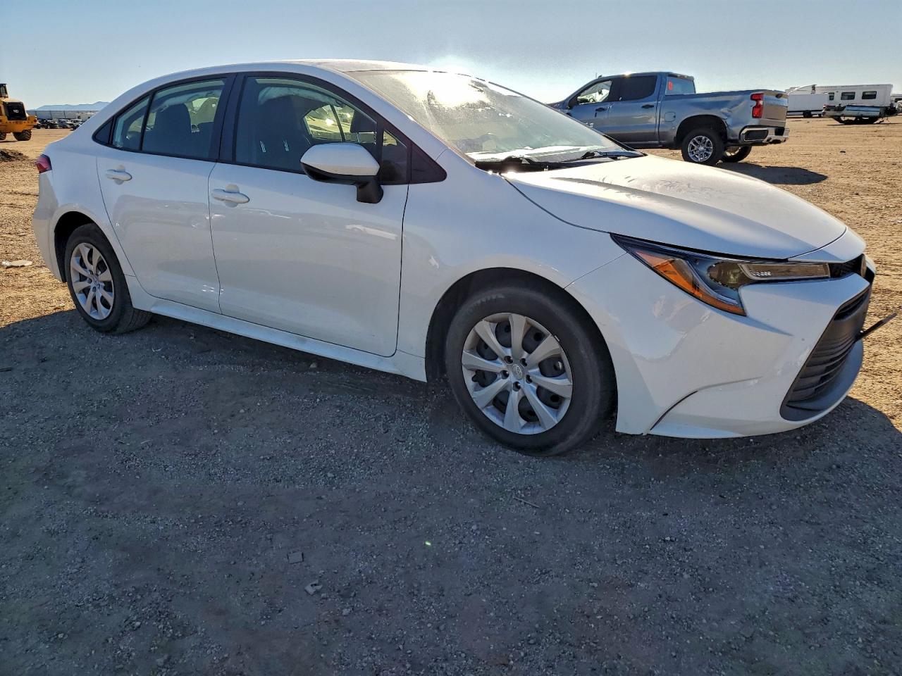 2023 TOYOTA COROLLA LE photo 4