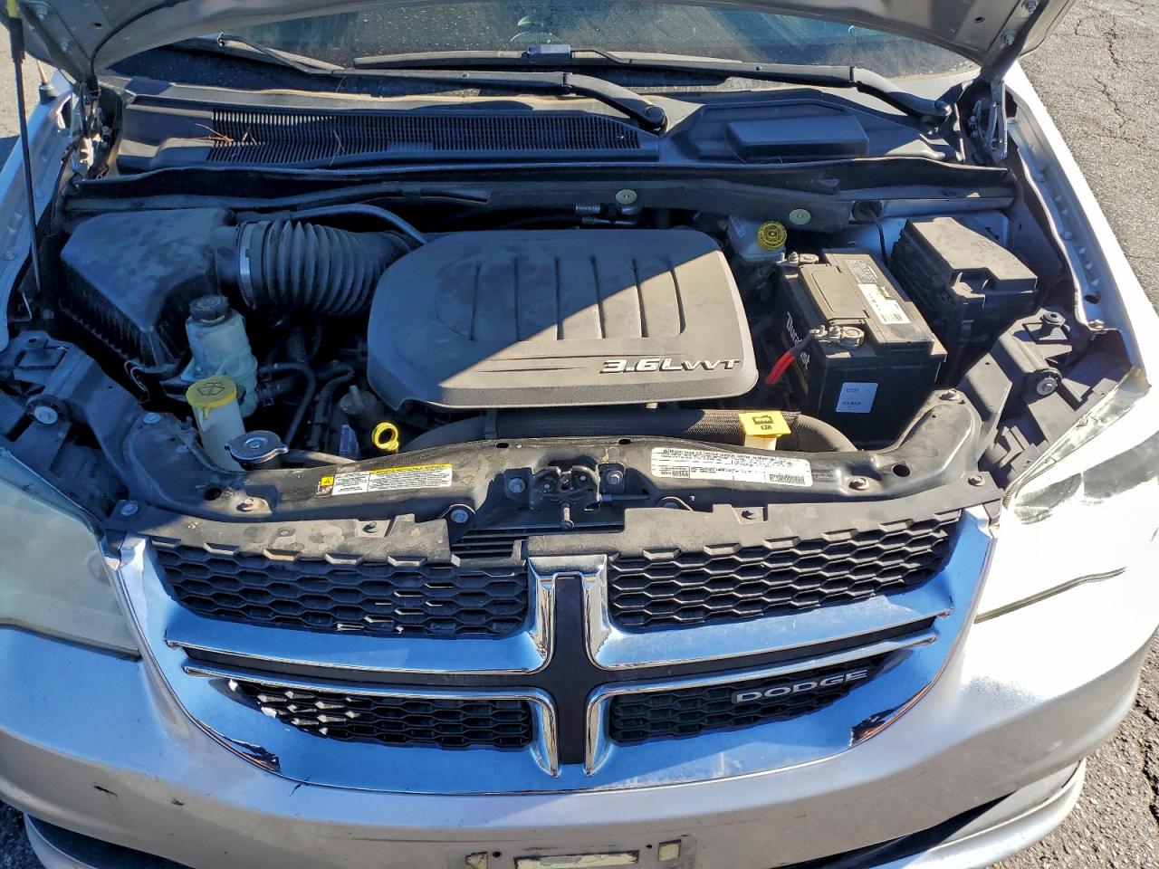 2012 DODGE GRAND CARAVAN SE photo 12