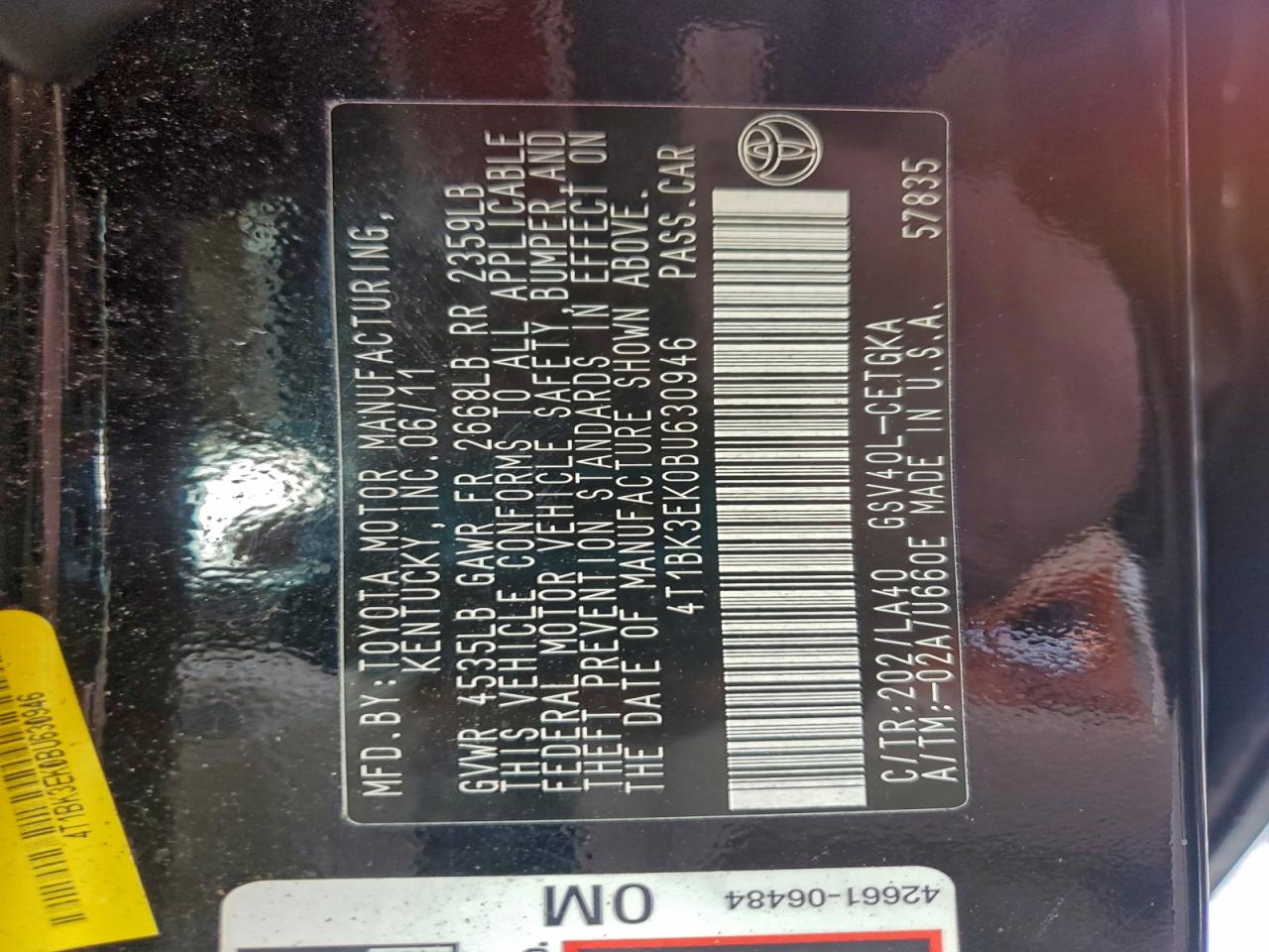 2011 TOYOTA CAMRY SE photo 12