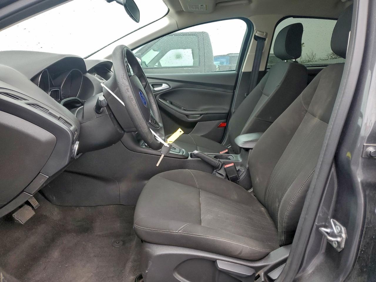 2018 FORD FOCUS SE photo 7