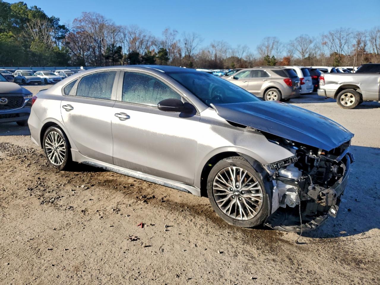 2024 KIA FORTE GT LINE photo 4