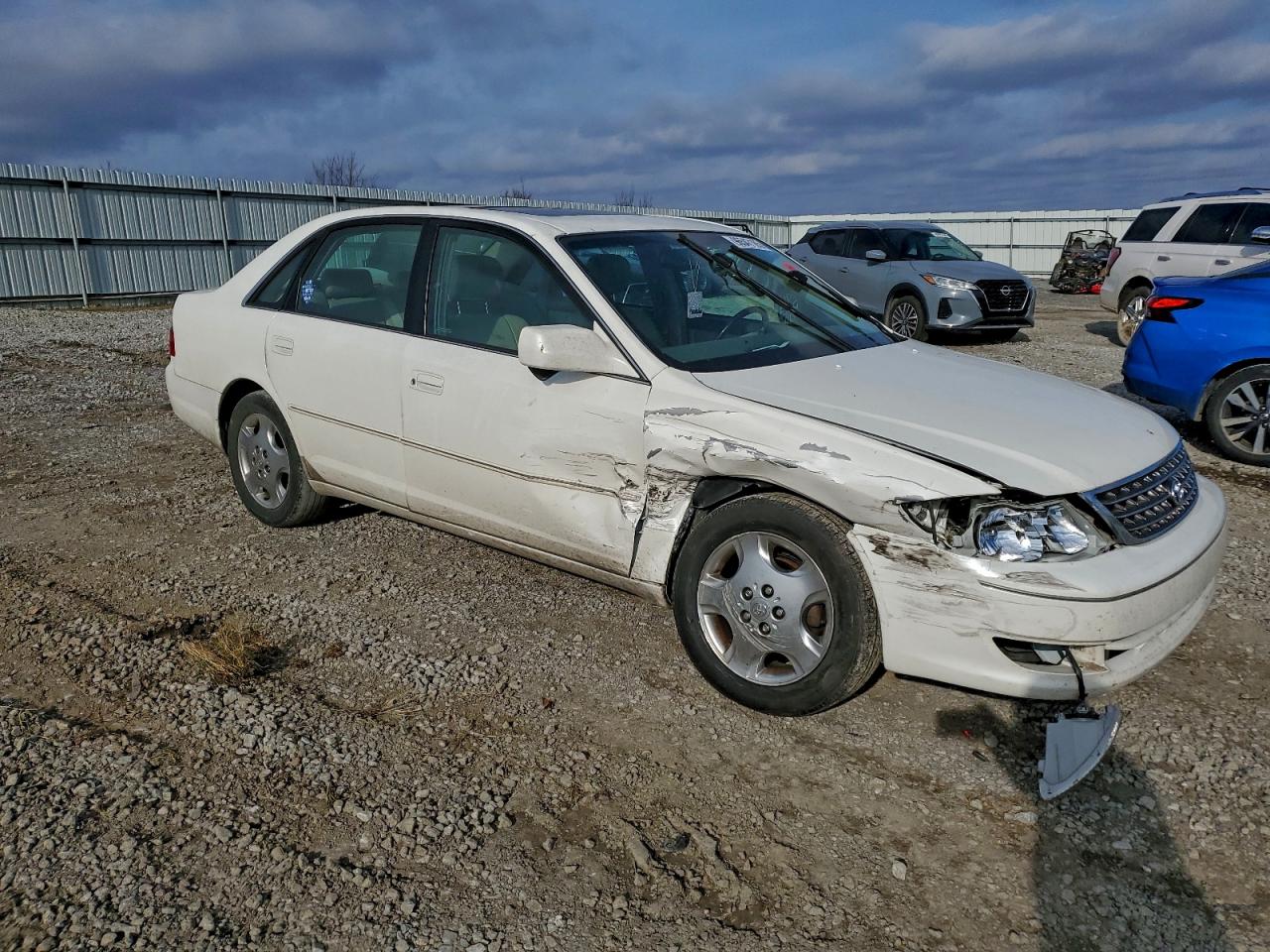 2004 TOYOTA AVALON XL photo 4