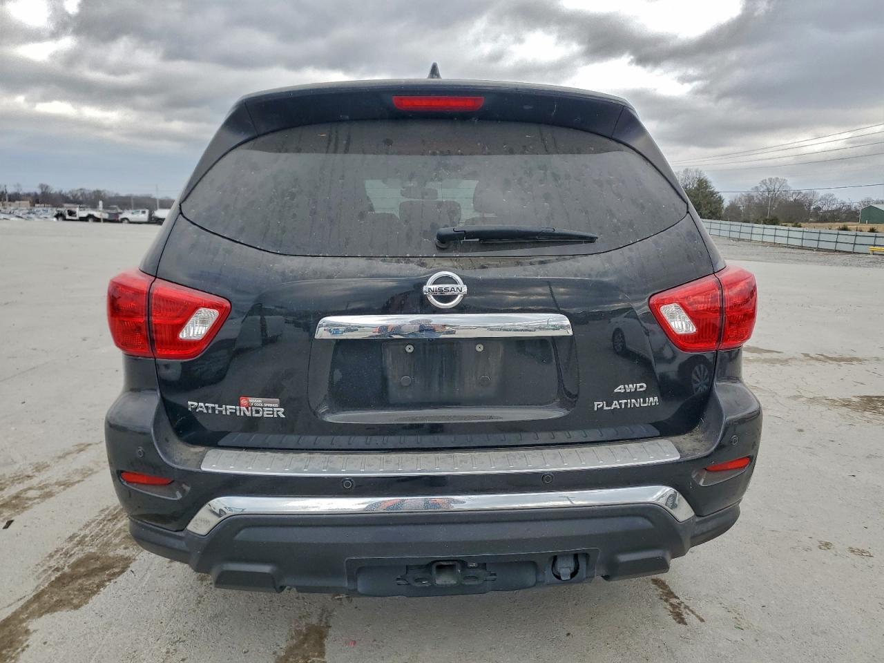 2020 NISSAN PATHFINDER PLATINUM photo 6