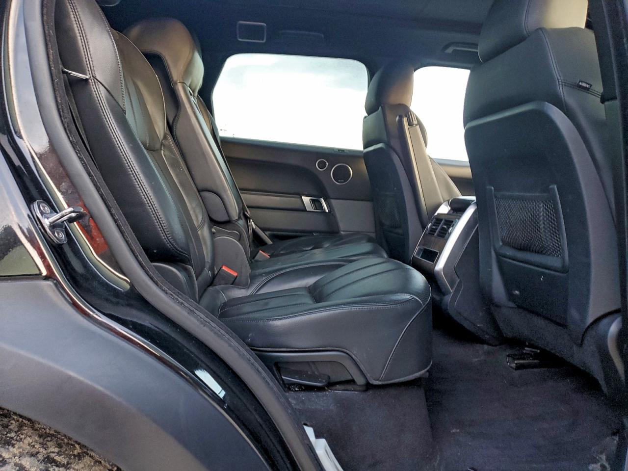 2016 LAND ROVER RANGE ROVER SPORT SE photo 10