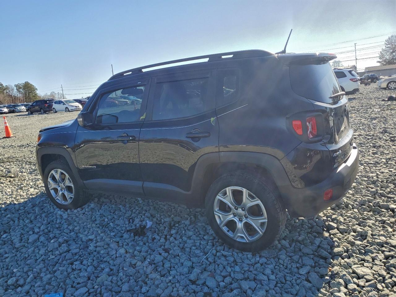 2019 JEEP RENEGADE LIMITED photo 2