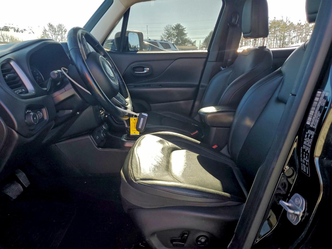 2019 JEEP RENEGADE LIMITED photo 7