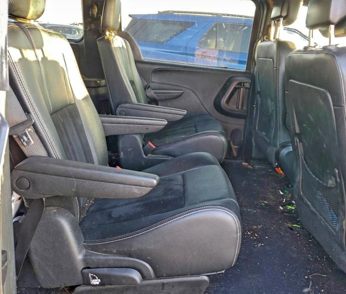 2015 DODGE GRAND CARAVAN SXT photo 11