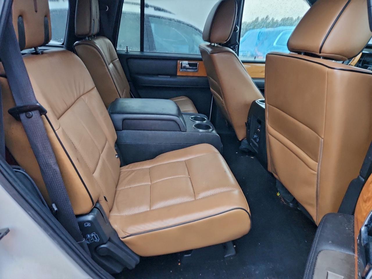 2013 LINCOLN NAVIGATOR photo 11