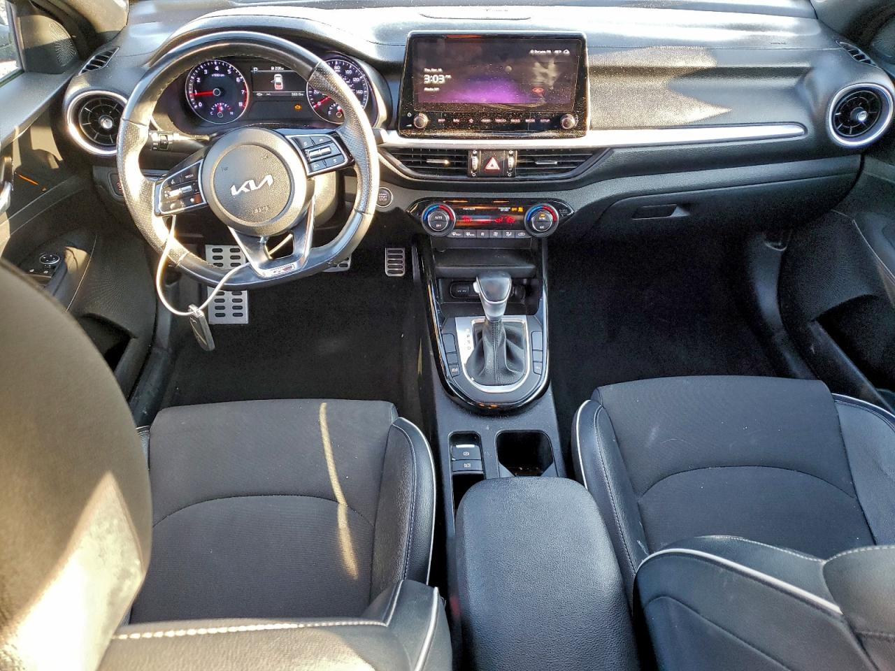 2023 KIA FORTE GT LINE photo 8