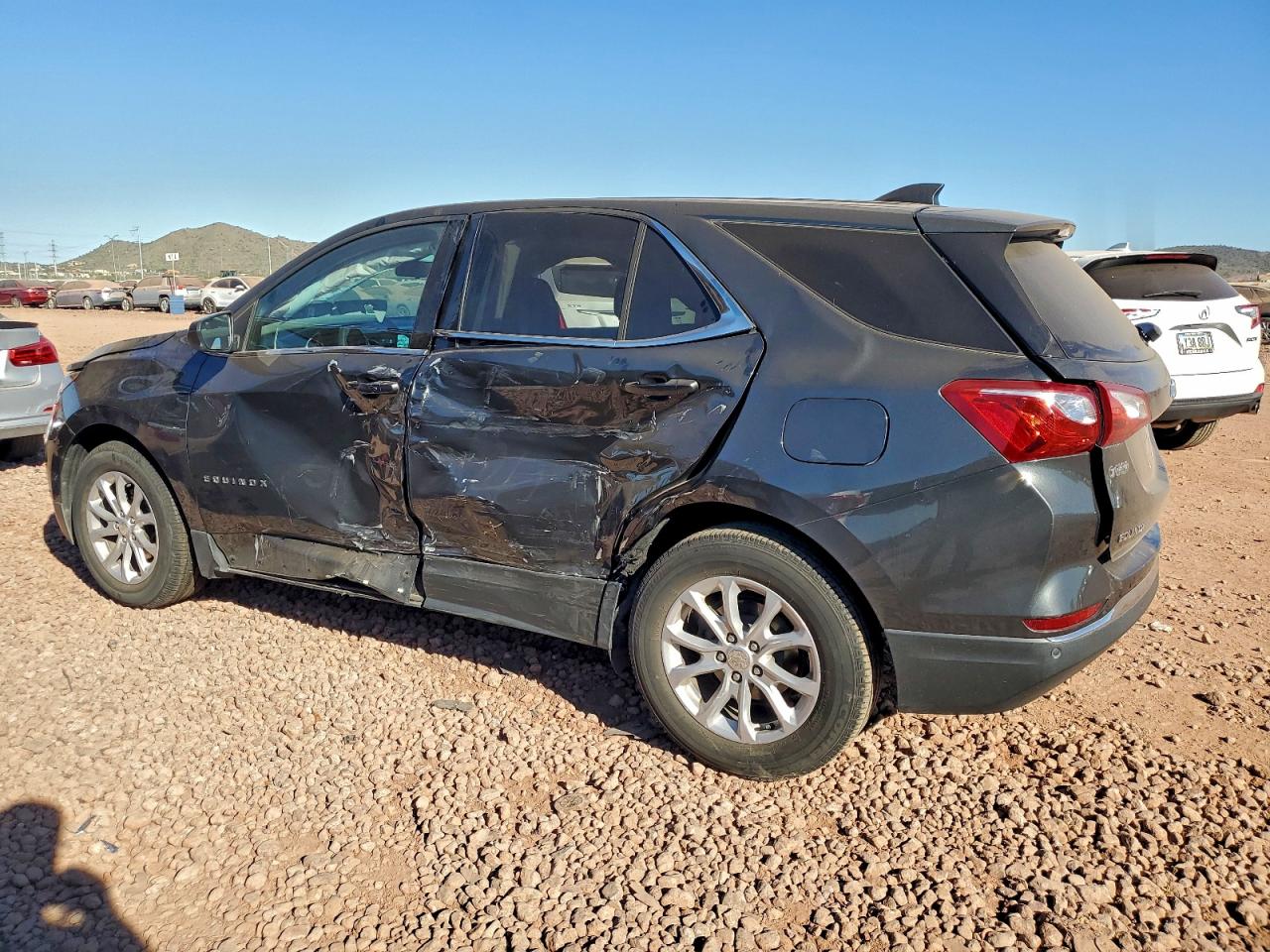 2020 CHEVROLET EQUINOX LT photo 2