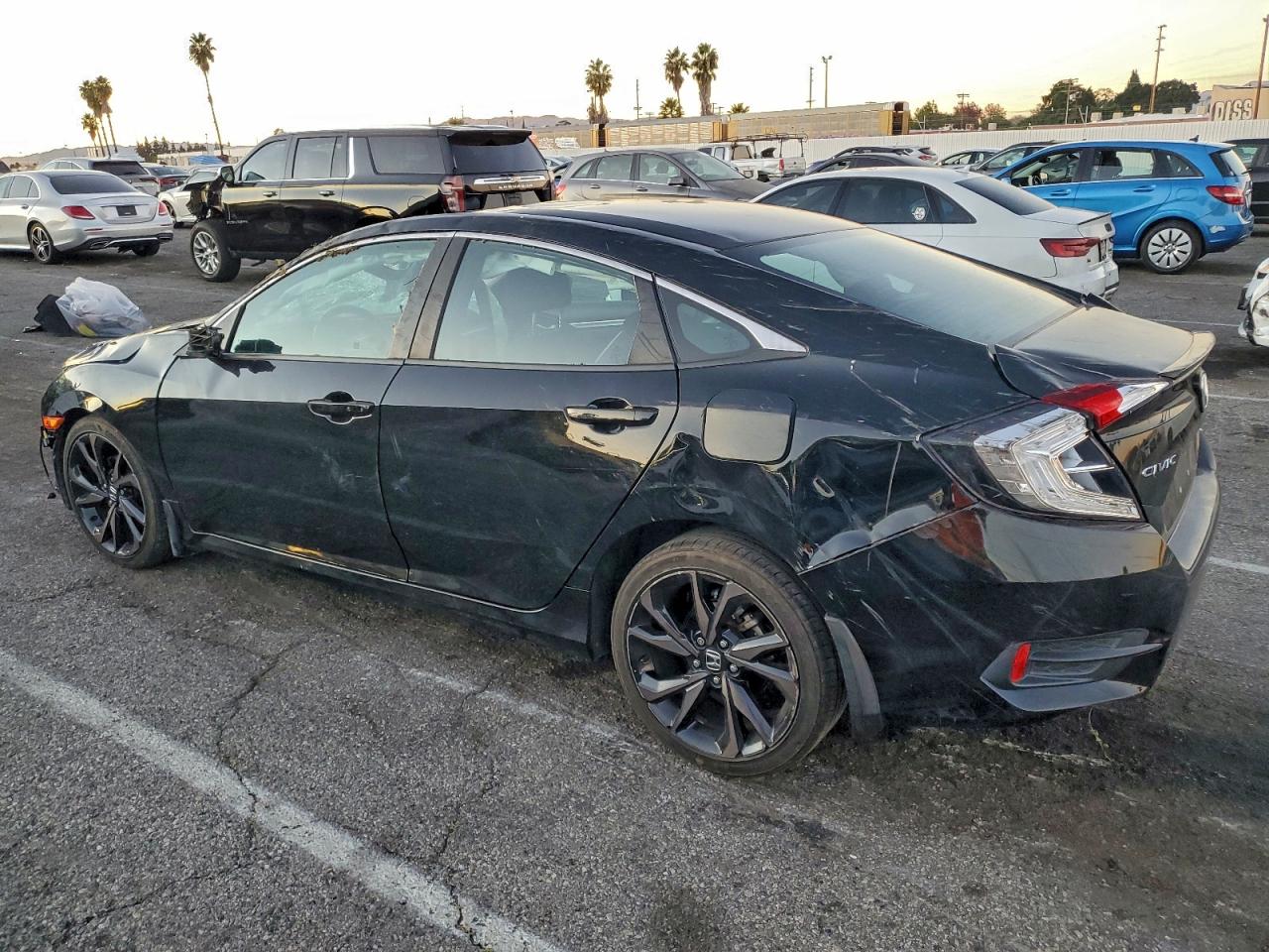 2020 HONDA CIVIC SPORT photo 2