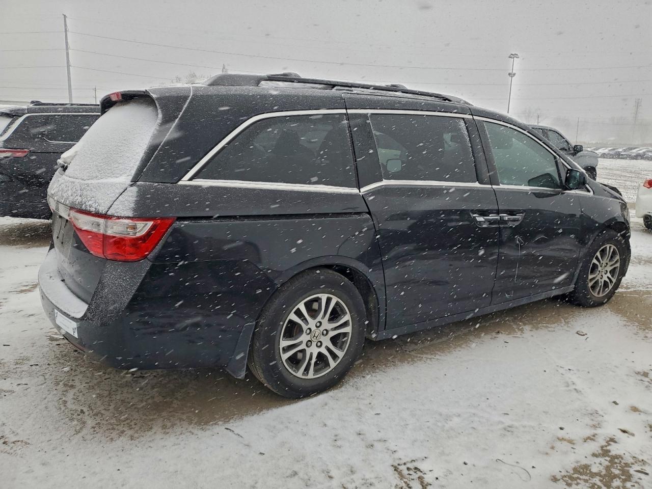 2012 HONDA ODYSSEY EXL photo 3