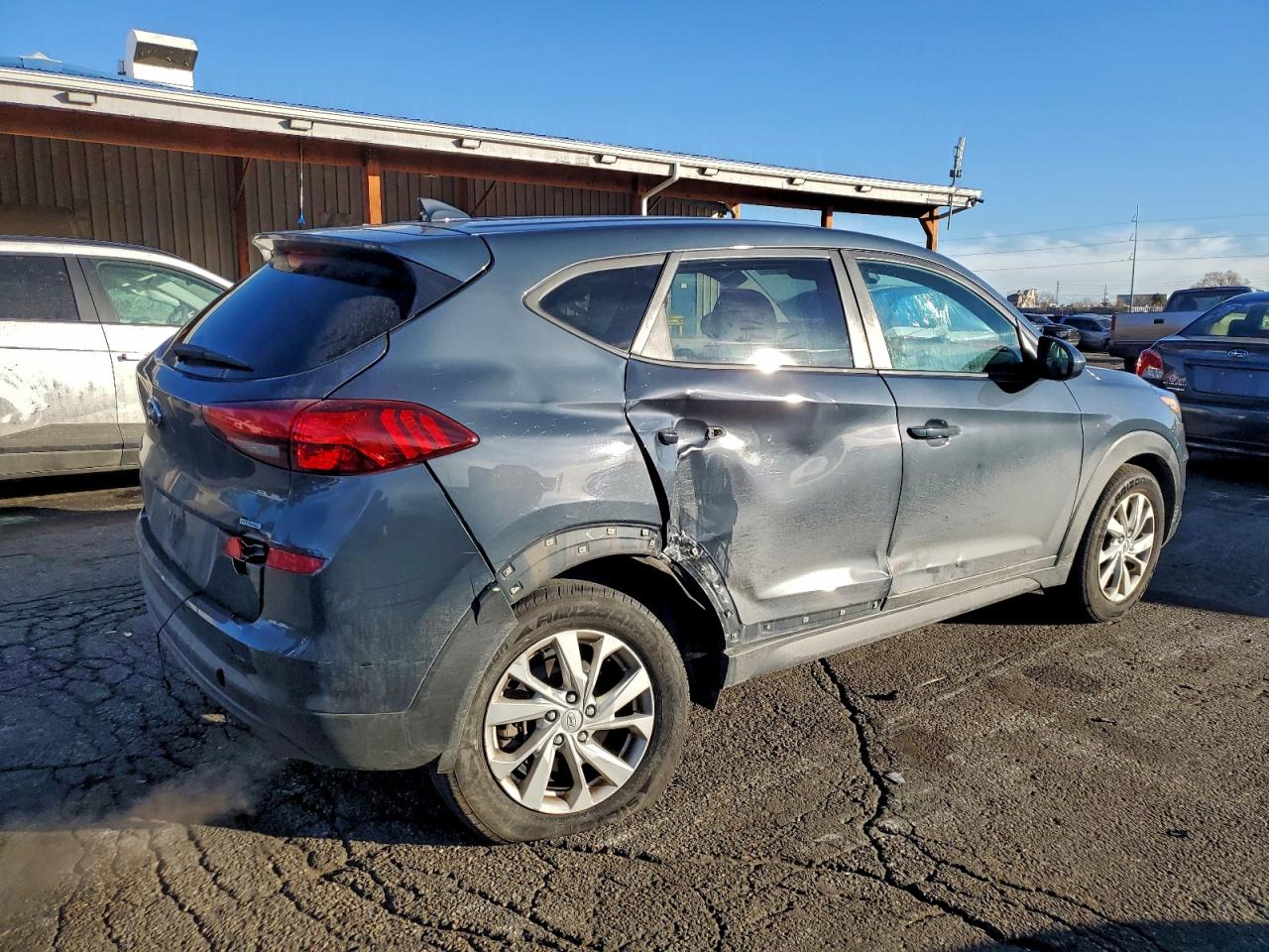 2019 HYUNDAI TUCSON SE photo 3