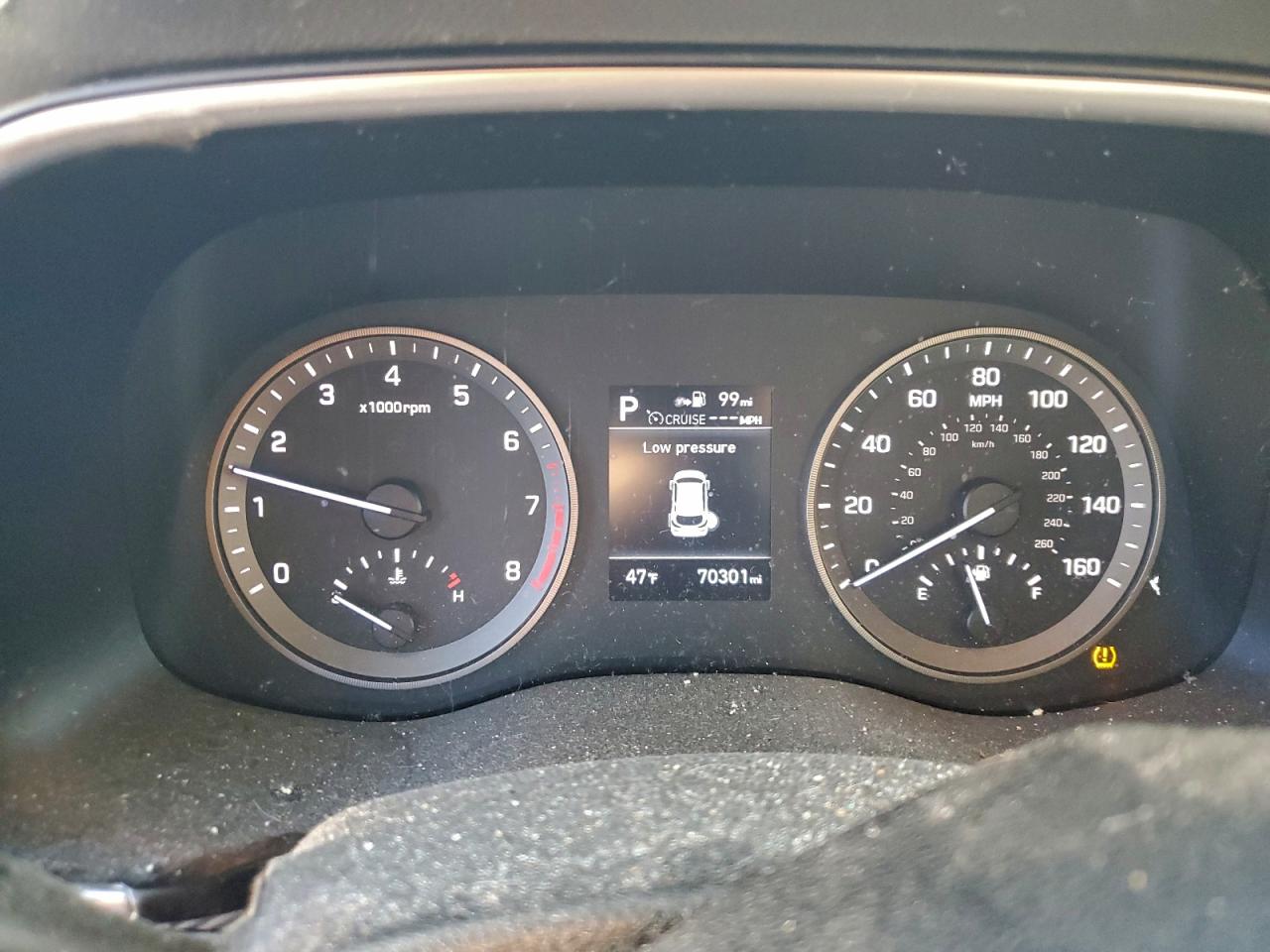 2019 HYUNDAI TUCSON SE photo 9