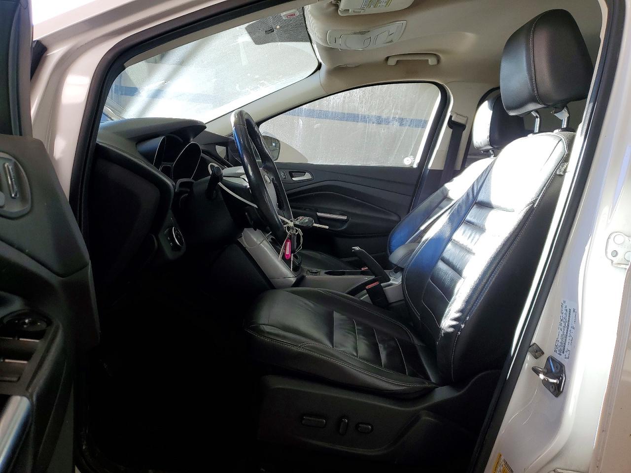 2016 FORD ESCAPE SE photo 7