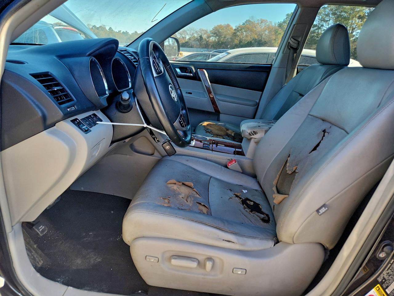 2013 TOYOTA HIGHLANDER LIMITED photo 7