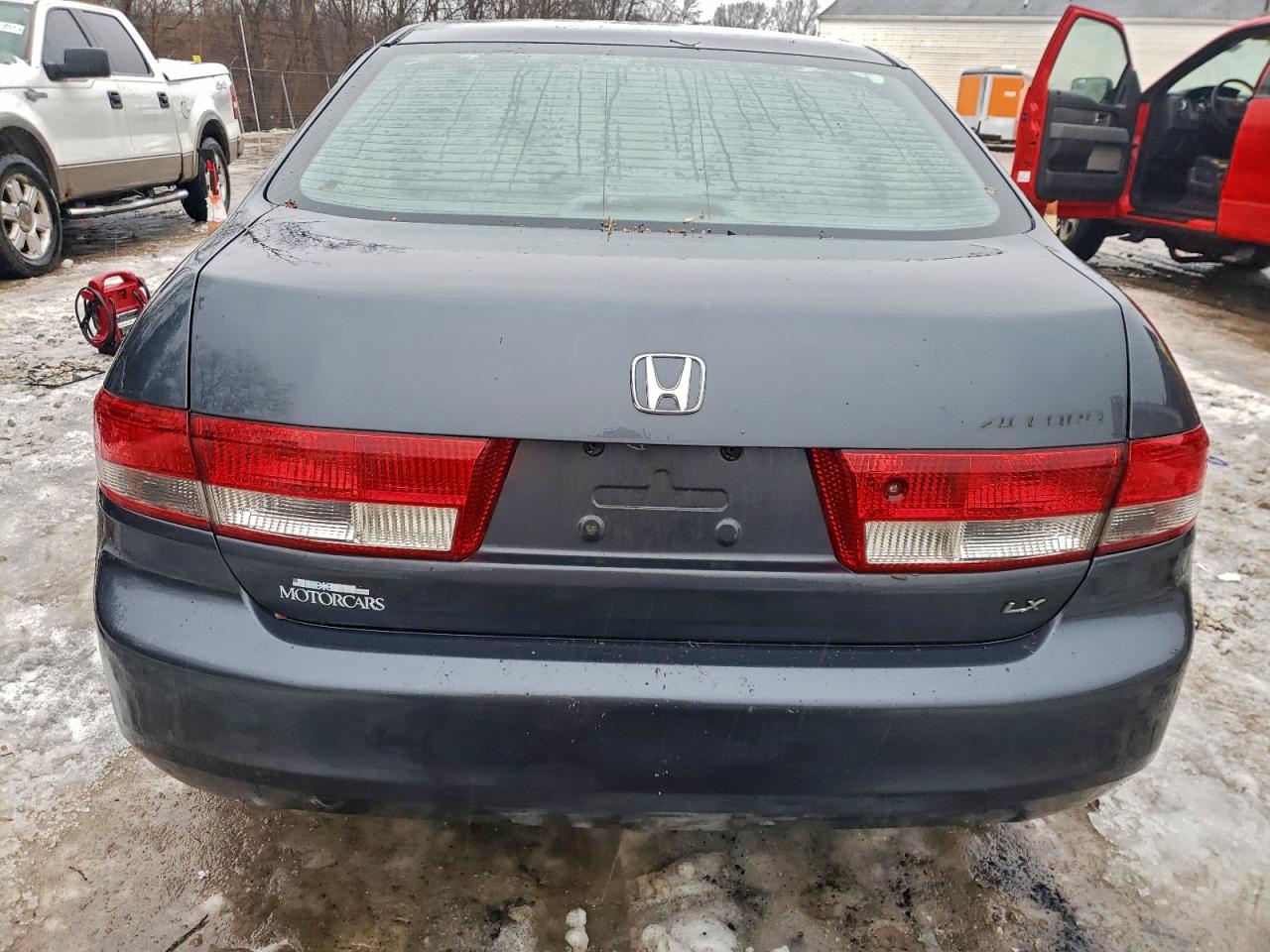 2004 HONDA ACCORD LX photo 6
