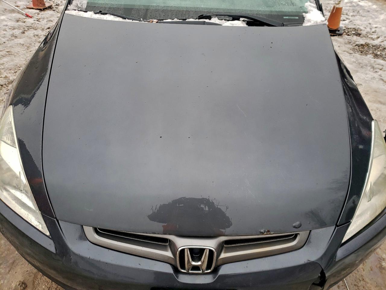 2004 HONDA ACCORD LX photo 11