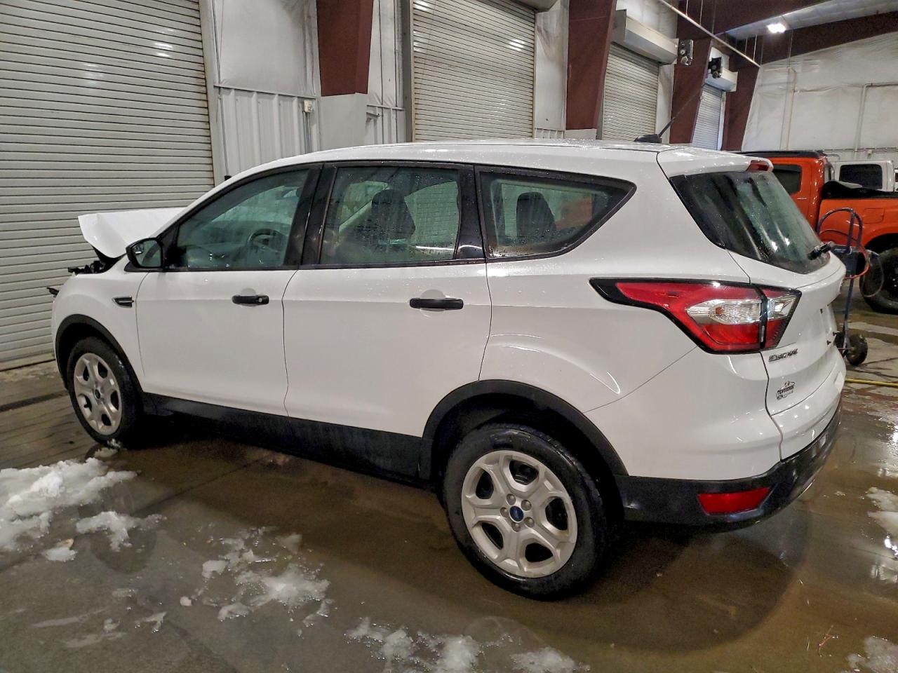 2018 FORD ESCAPE S photo 2
