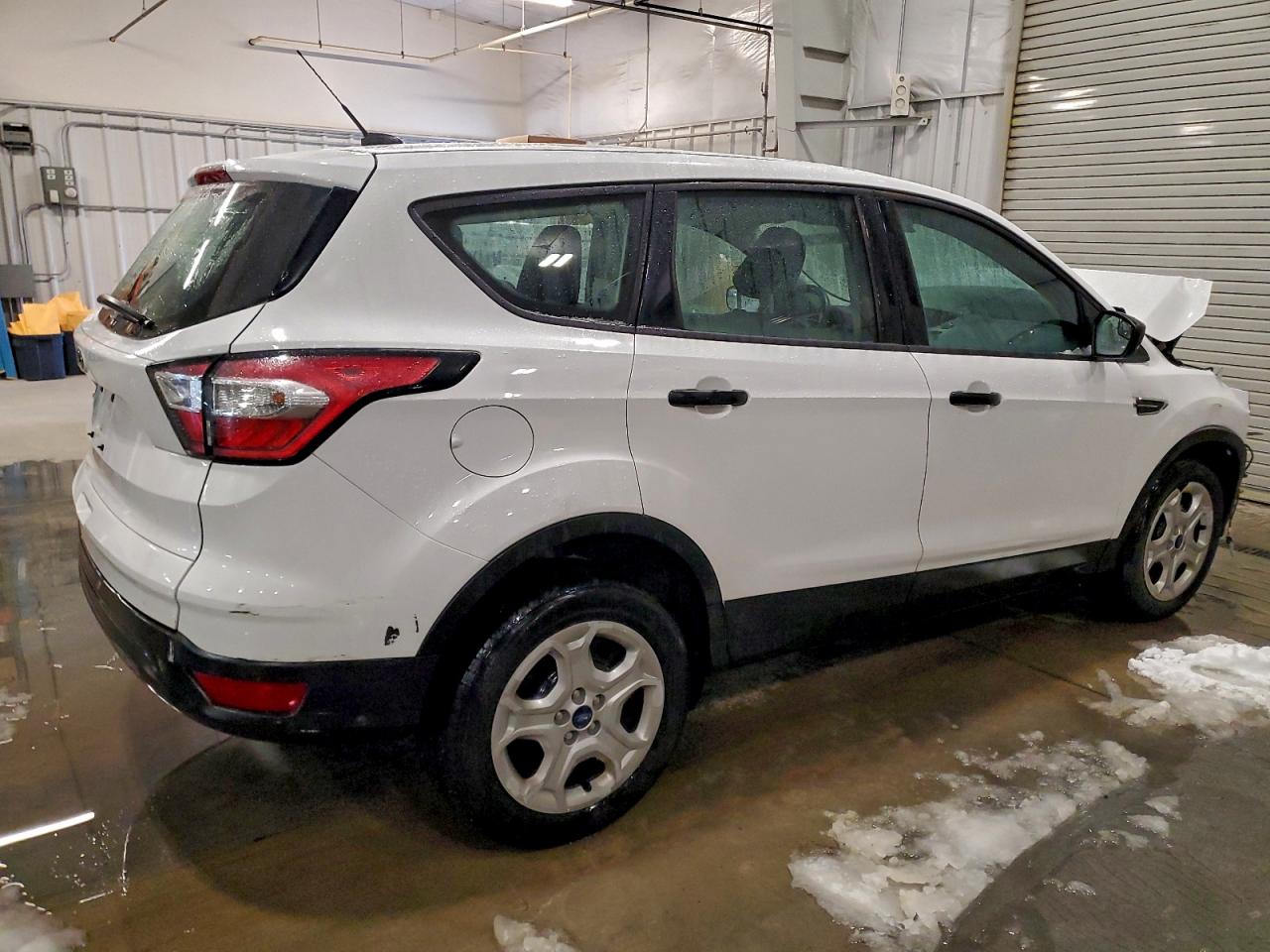 2018 FORD ESCAPE S photo 3