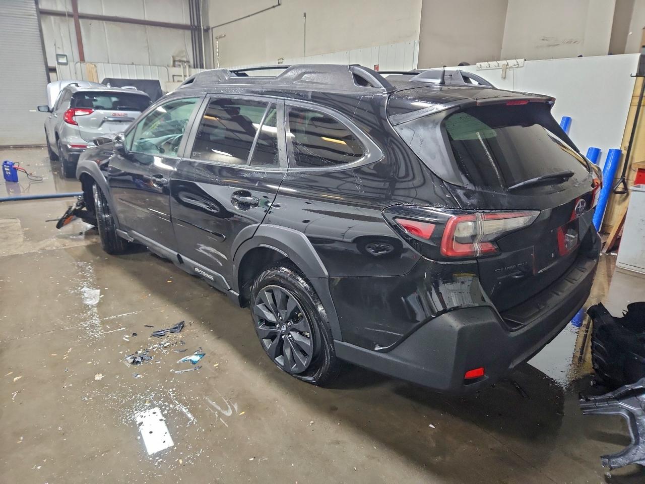 2025 SUBARU OUTBACK ONYX EDITION XT photo 2