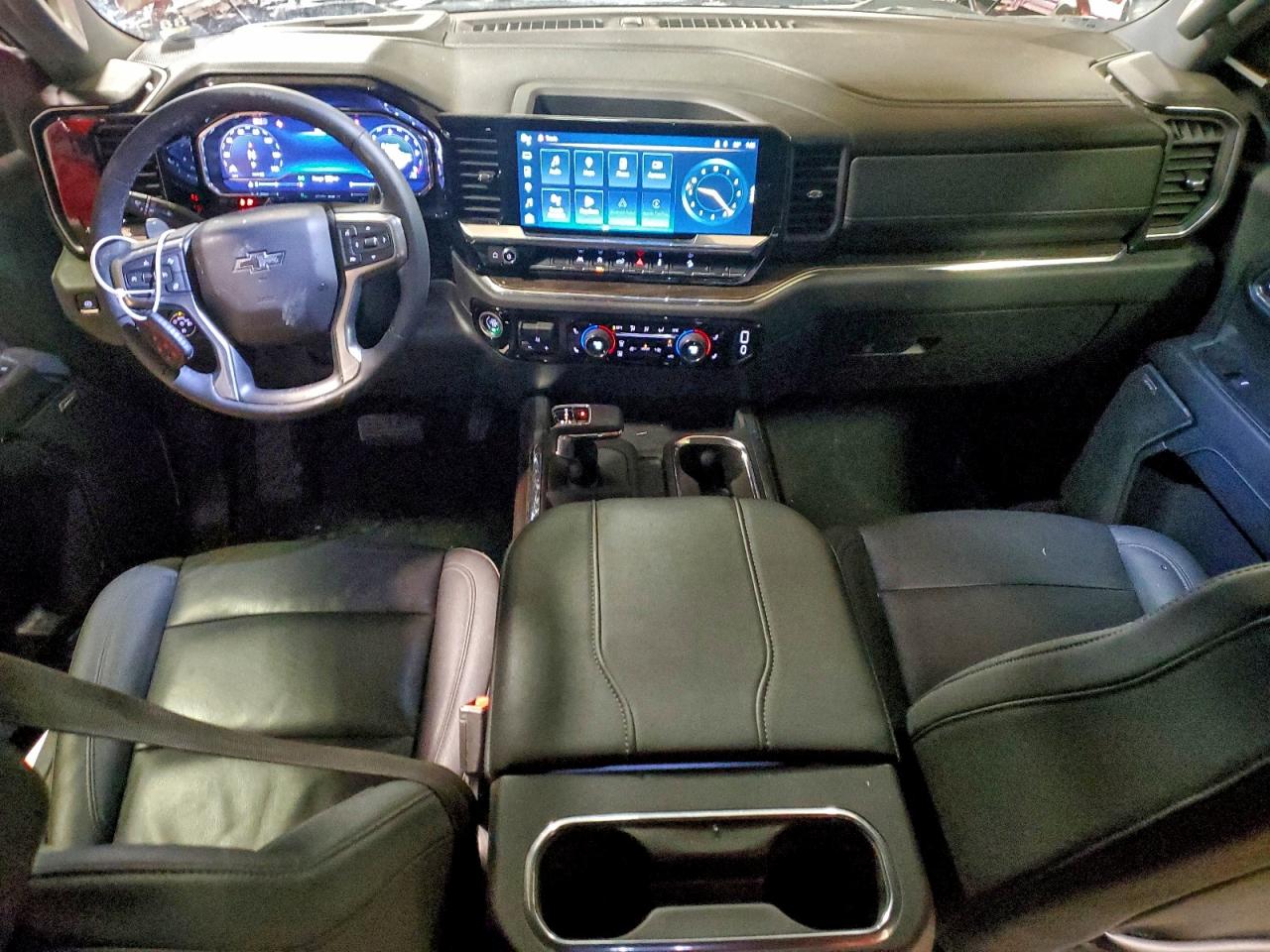 2024 CHEVROLET SILVERADO K1500 LT TRAIL BOSS photo 8