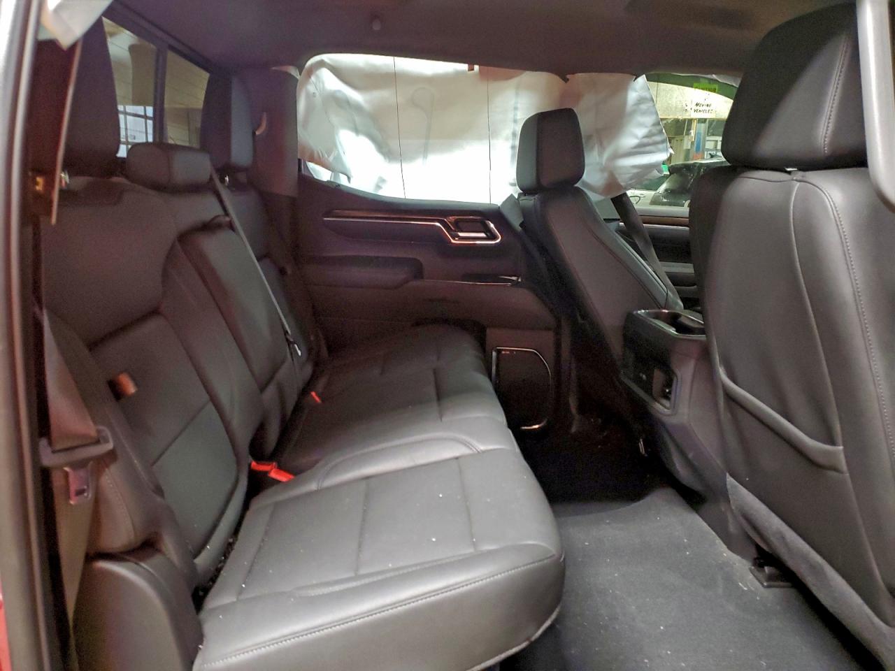2024 CHEVROLET SILVERADO K1500 LT TRAIL BOSS photo 10