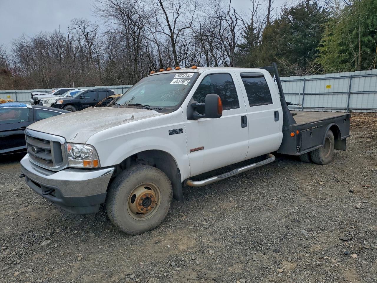 2003 FORD F350 SUPER DUTY TRUCK CAB AND CHASSIS — MECHANICAL damage — photo 1
