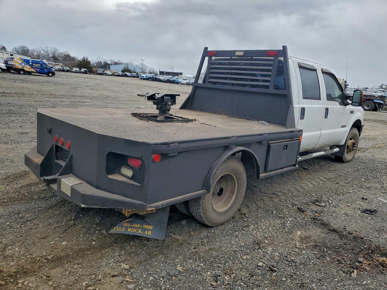 2003 FORD F350 SUPER DUTY TRUCK CAB AND CHASSIS photo 3