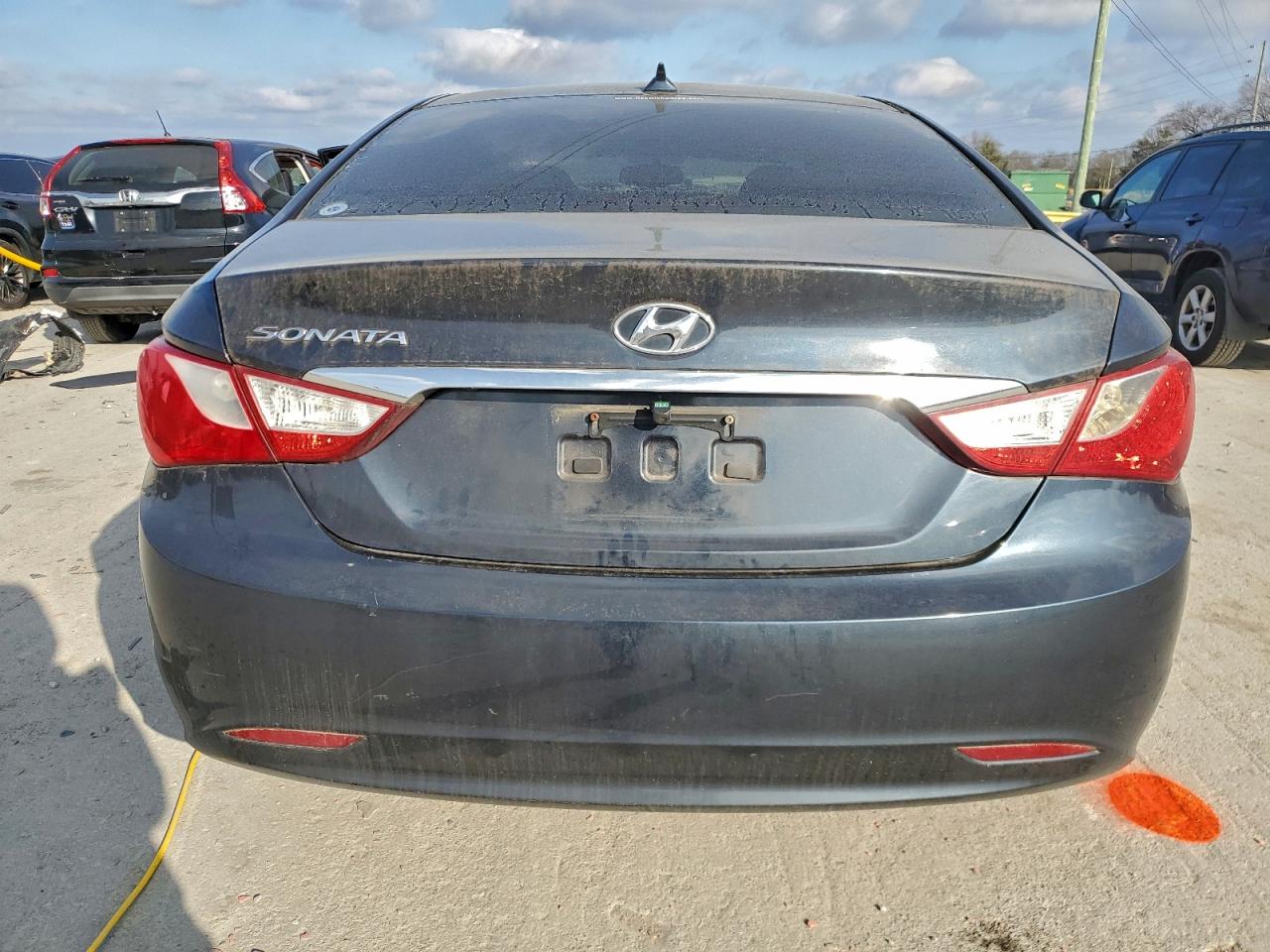 2013 HYUNDAI SONATA GLS photo 6