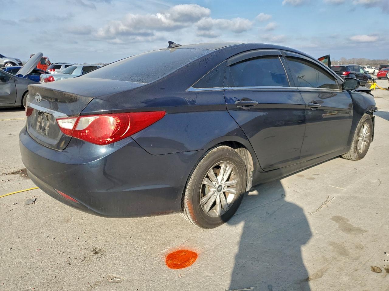 2013 HYUNDAI SONATA GLS photo 3