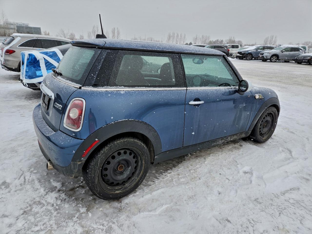 2010 MINI COOPER photo 3