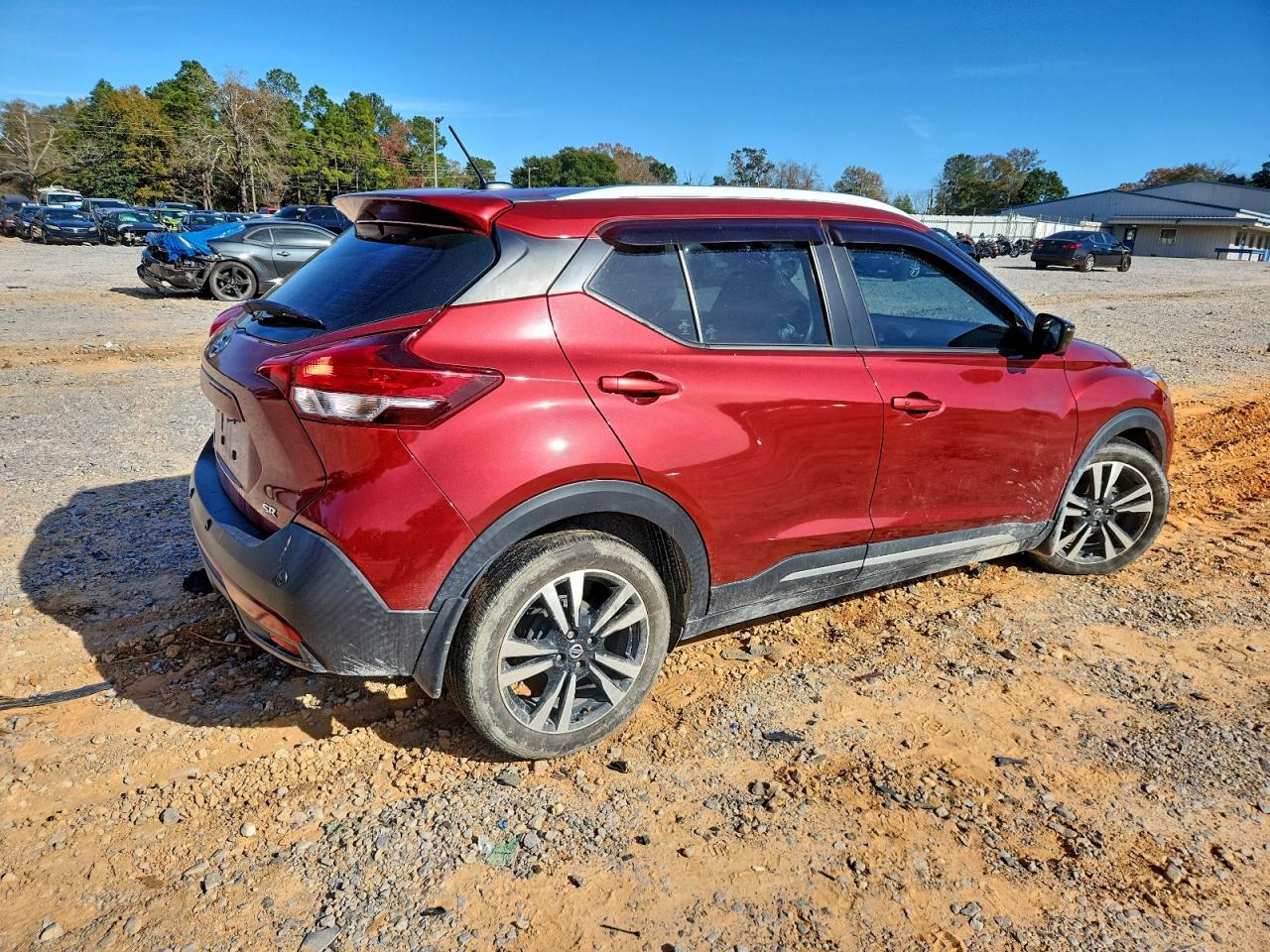 2020 NISSAN KICKS SR photo 3