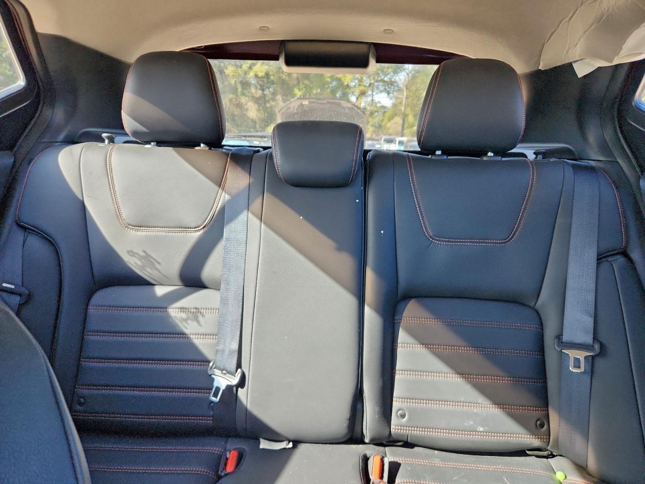 2020 NISSAN KICKS SR photo 10