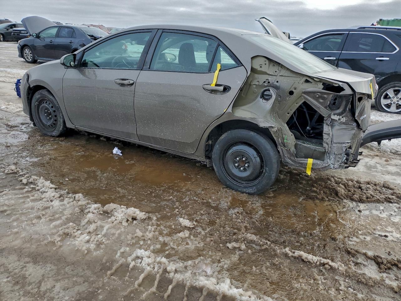 2019 TOYOTA COROLLA L photo 2