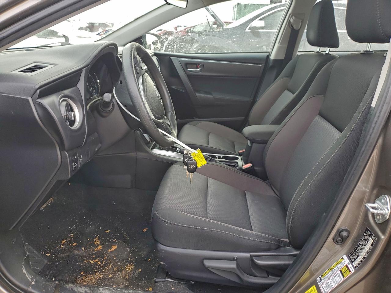 2019 TOYOTA COROLLA L photo 7
