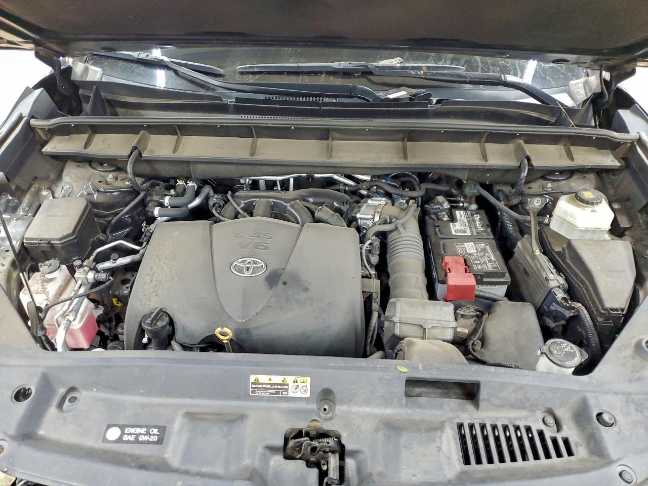 2022 TOYOTA HIGHLANDER XLE photo 12