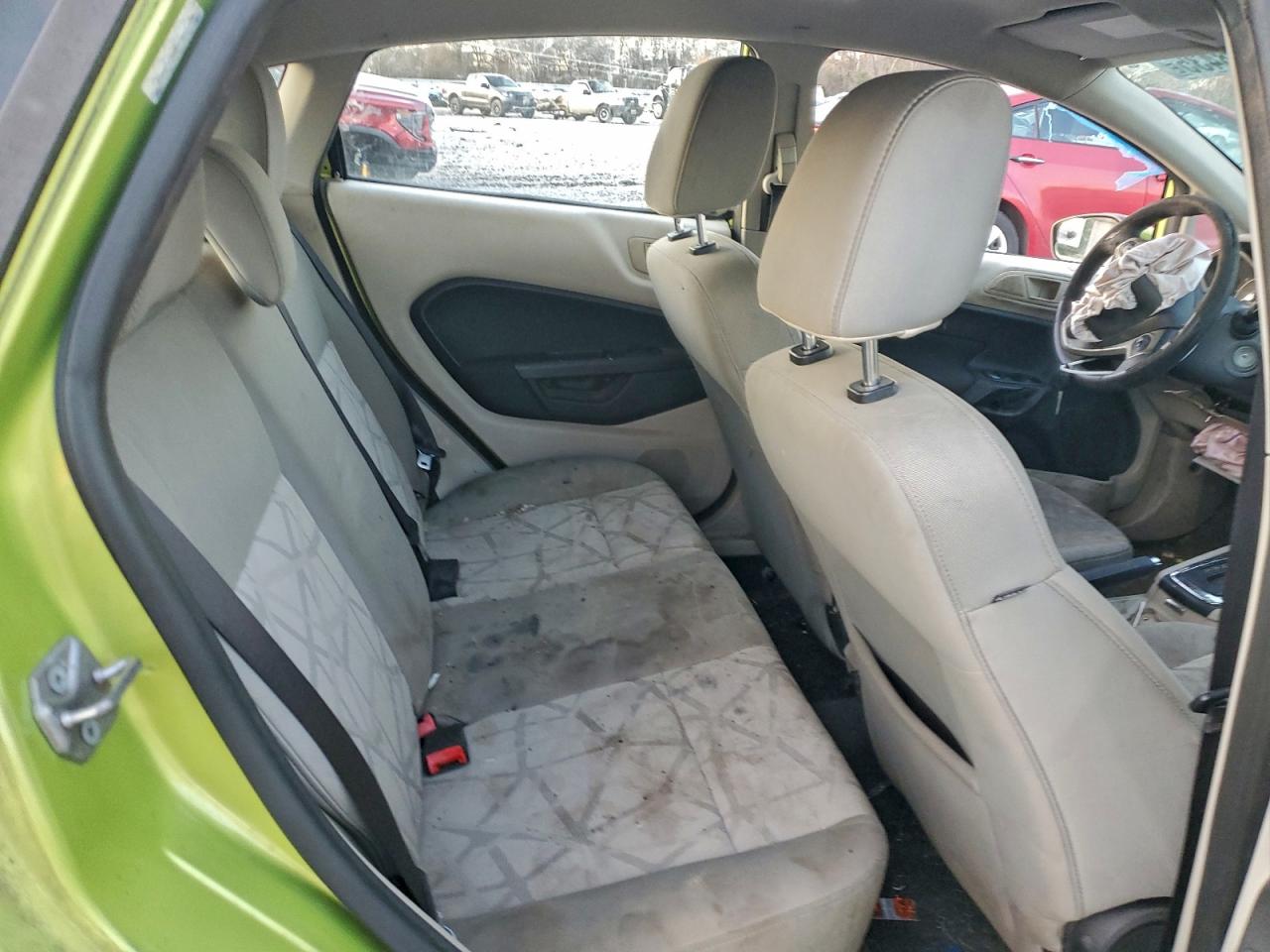 2011 FORD FIESTA SE photo 10