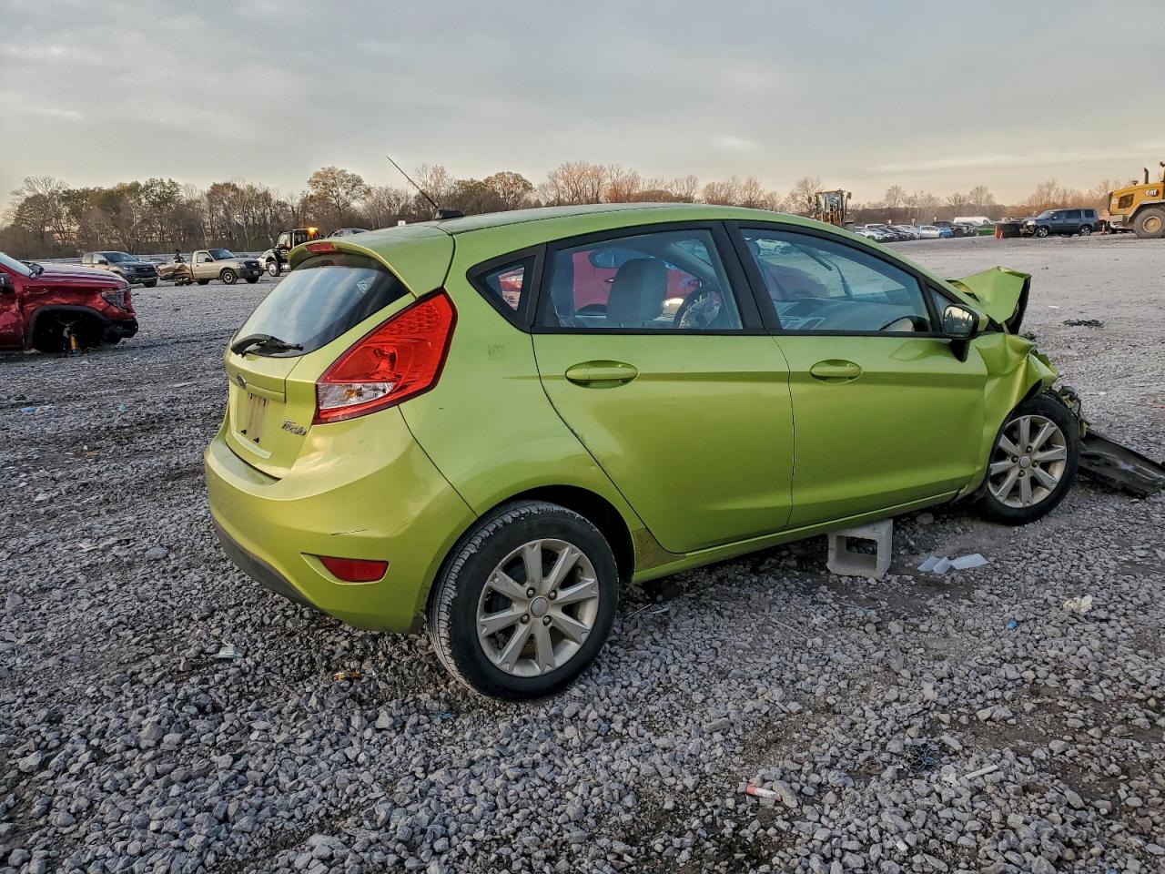2011 FORD FIESTA SE photo 3