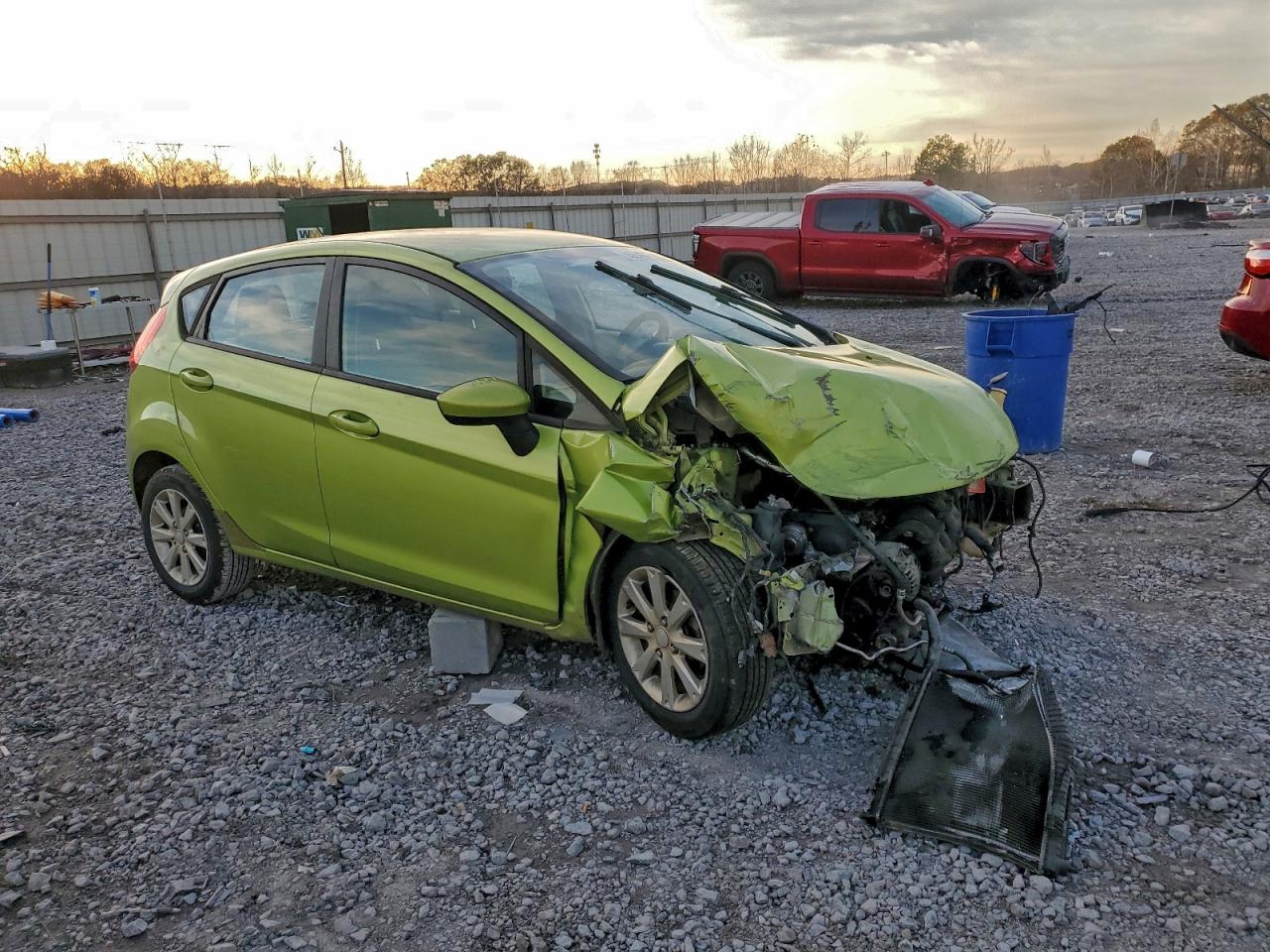 2011 FORD FIESTA SE photo 4