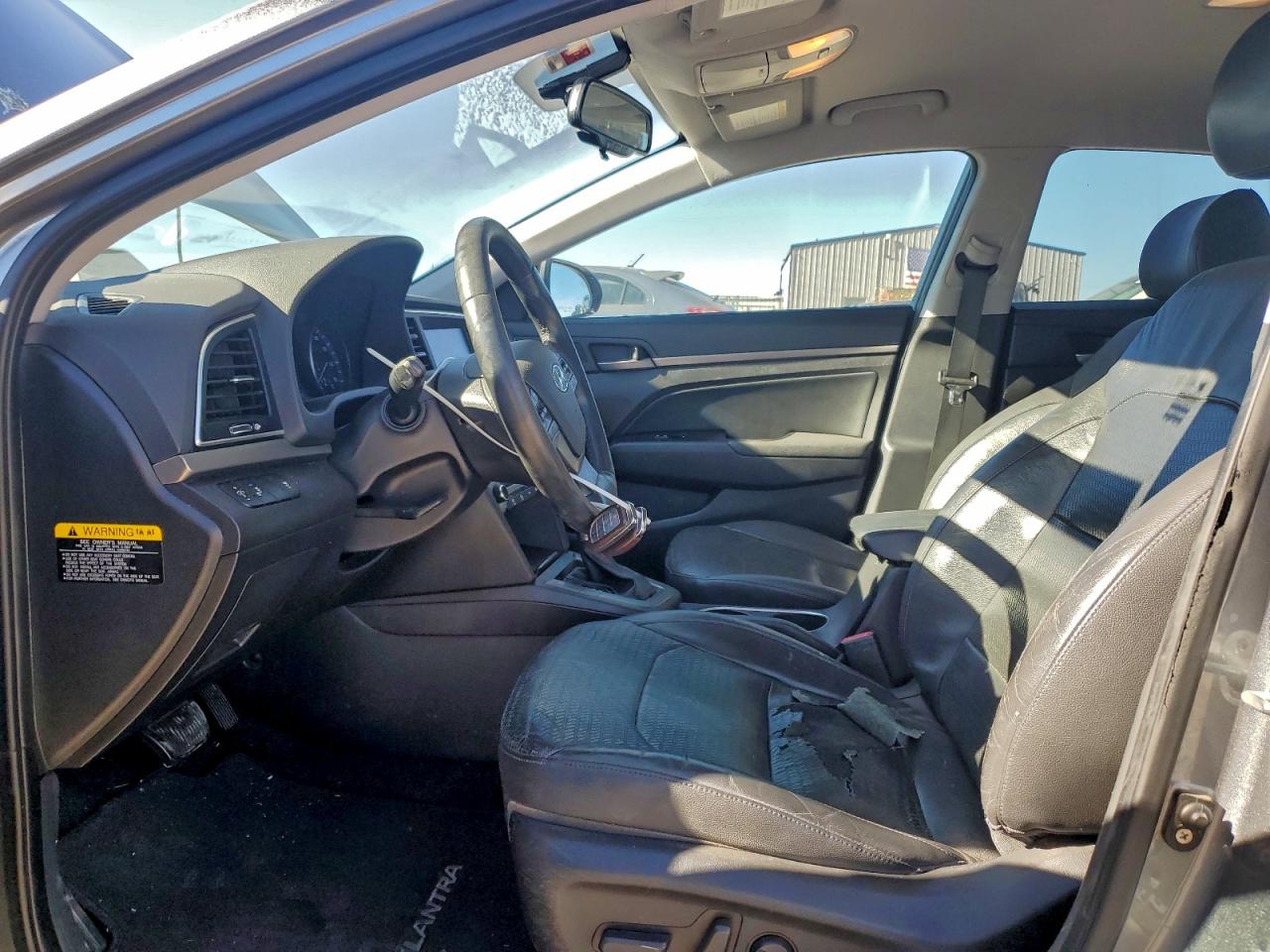 2017 HYUNDAI ELANTRA SE photo 7