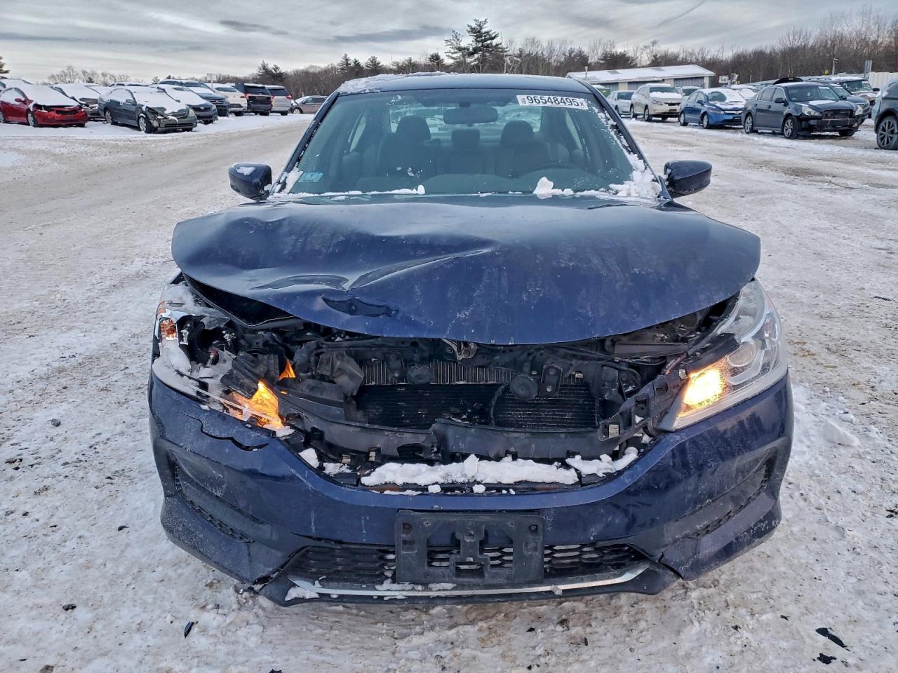 2016 HONDA ACCORD LX photo 5