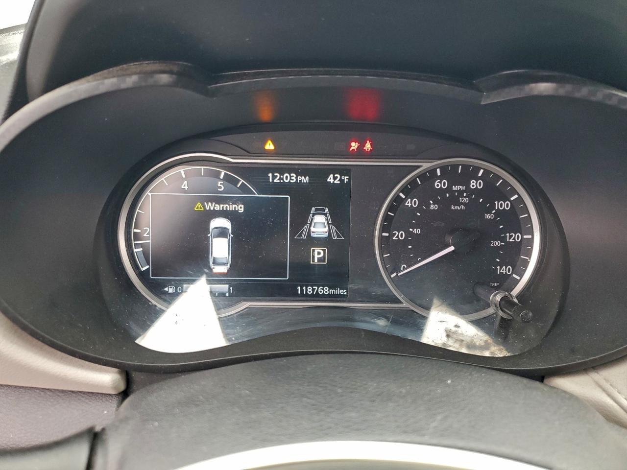 2021 NISSAN VERSA SV photo 9