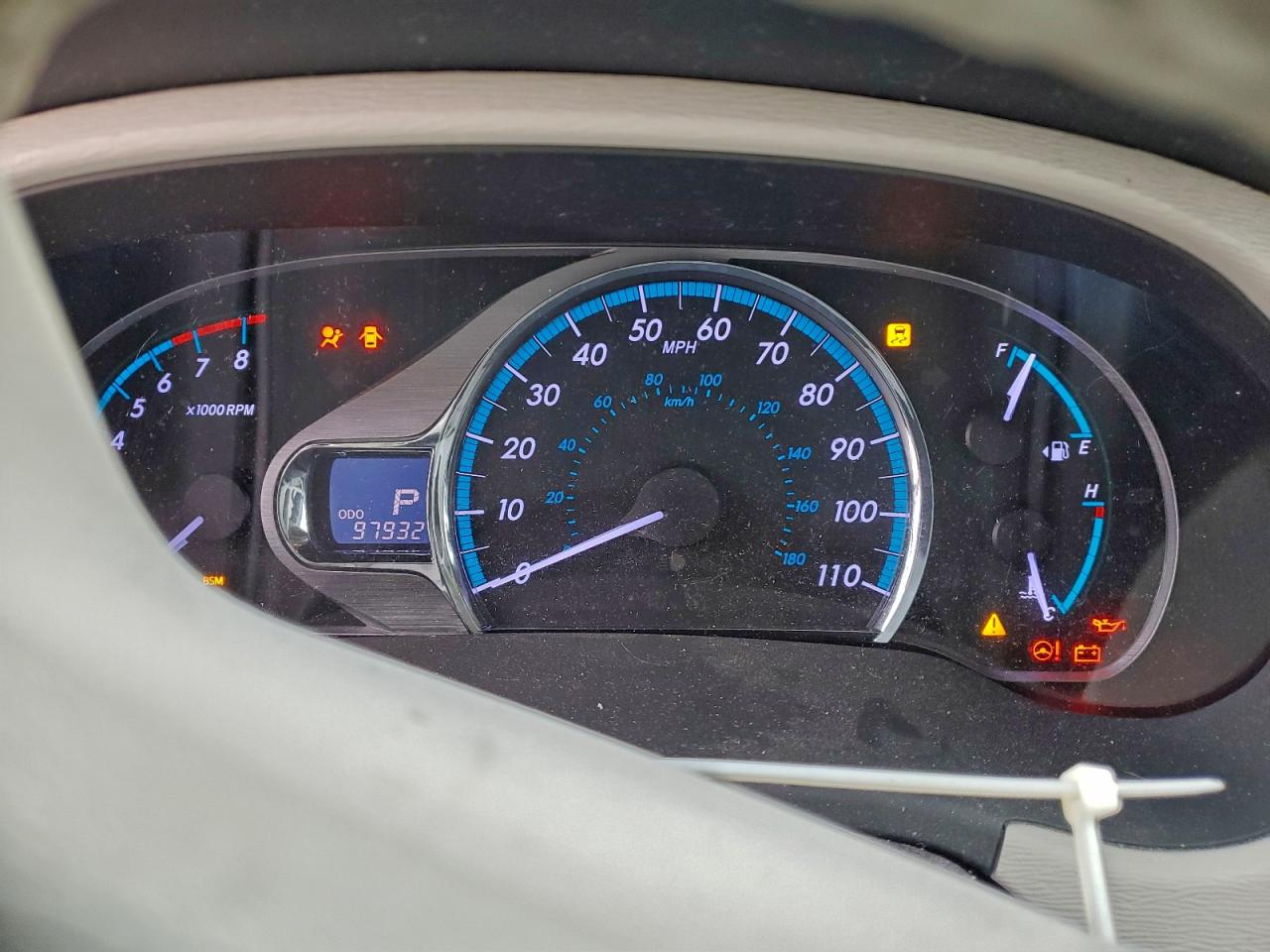 2014 TOYOTA SIENNA XLE photo 9