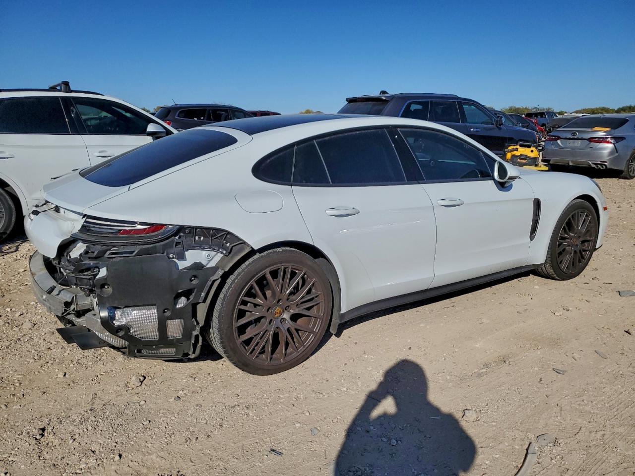 2022 PORSCHE PANAMERA BASE photo 3
