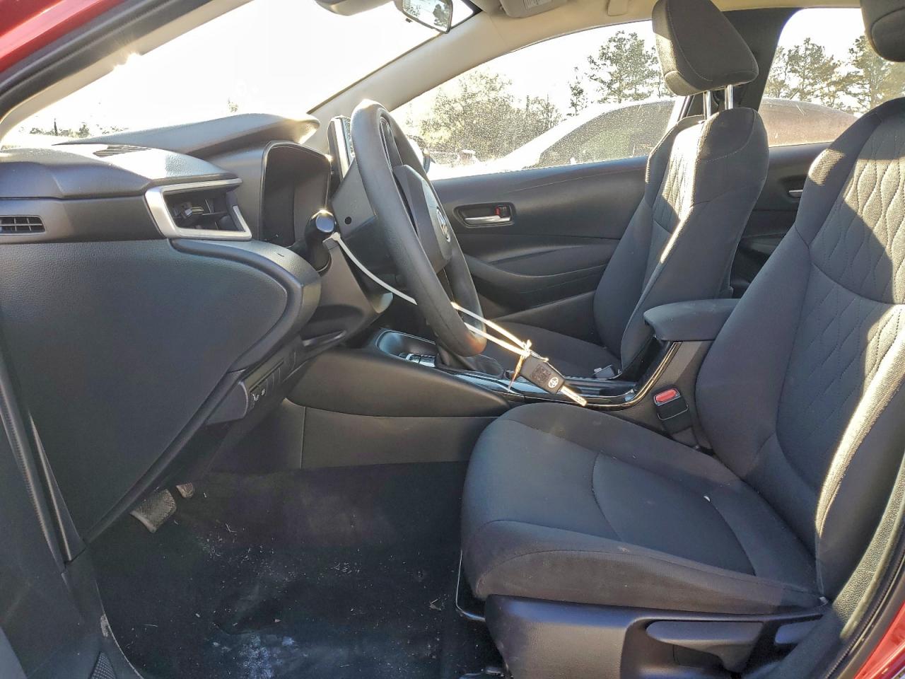 2020 TOYOTA COROLLA LE photo 7
