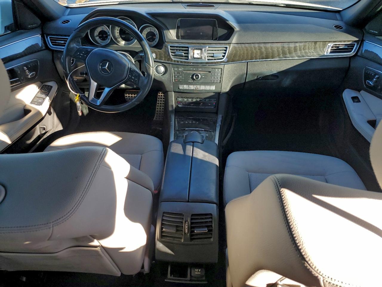 2016 MERCEDES-BENZ E 350 photo 8