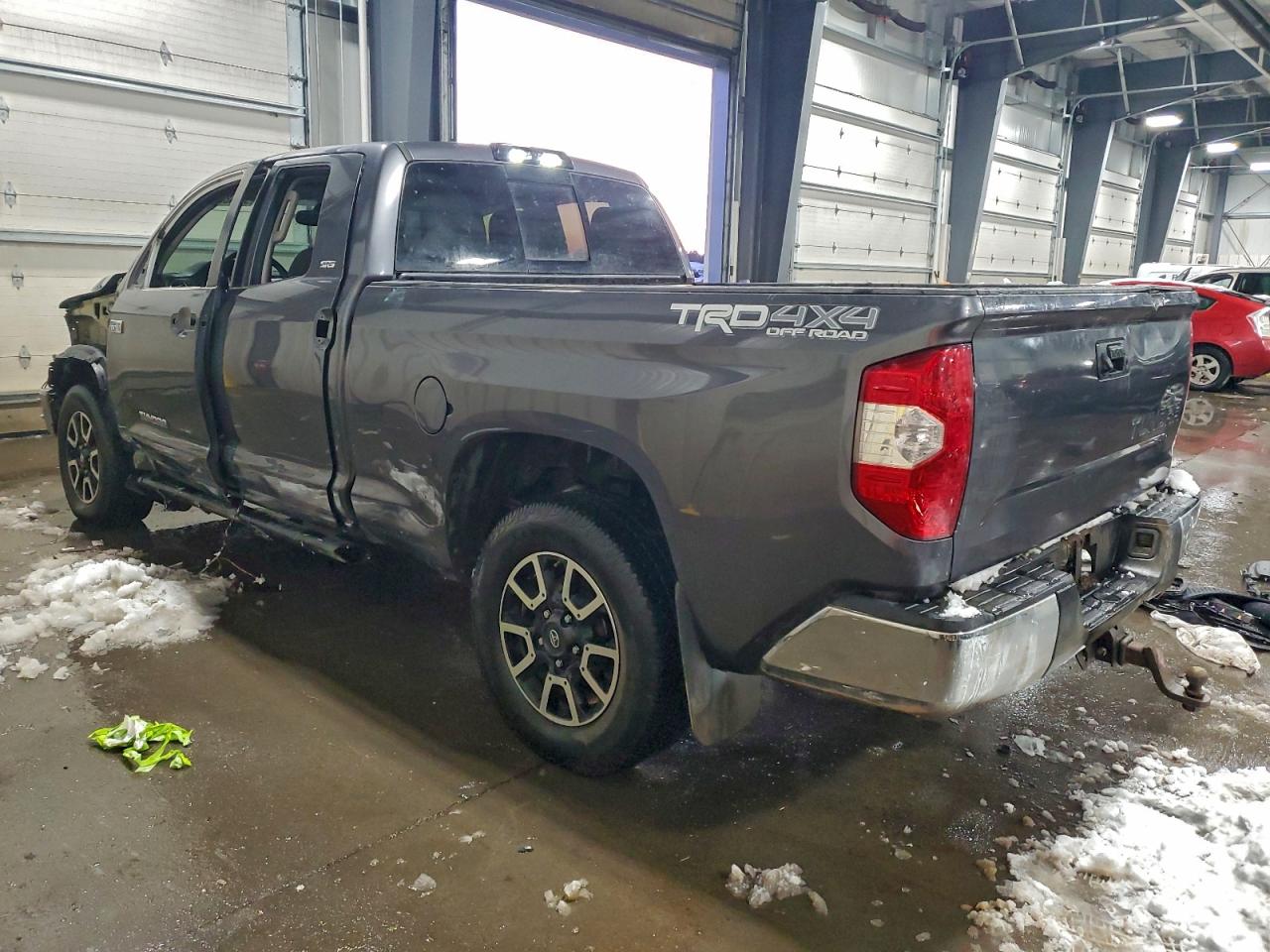 2018 TOYOTA TUNDRA DOUBLE CAB SR photo 2